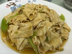 -老码头黑皮肘子锅包肉(文政街店)
