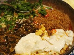 豆花米线-滇道云南特色料理(康定路店)