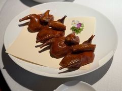 脆皮乳鸽-解香楼(八盘岭路店)