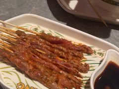 -威记烧嘢·南宁烧烤·超级生牛(绿地店)