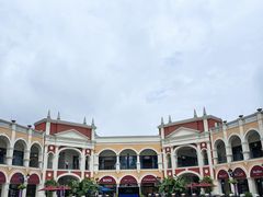 -佛罗伦萨小镇广佛名品奥特莱斯(疏港路店)