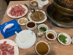 -鑫龙火锅城(环山路店)