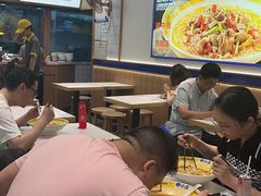 -粉小主·贵州酸汤牛肉粉(南京仙林金鹰店)