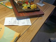 -豪客来牛排(重庆三峡广场步行街1704店)