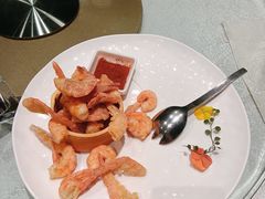 -鞍山大白鲨美食酒店
