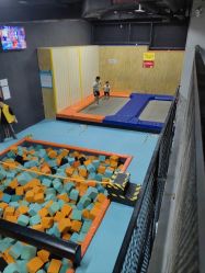 -蹦贝运动中心·蹦床·攀岩·闯关(龙岗店)