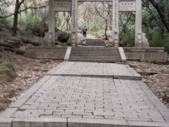 -灵岩山风景区