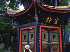 -峨眉山报国寺
