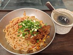 -粉观右江西鲜辣米粉(天地店)