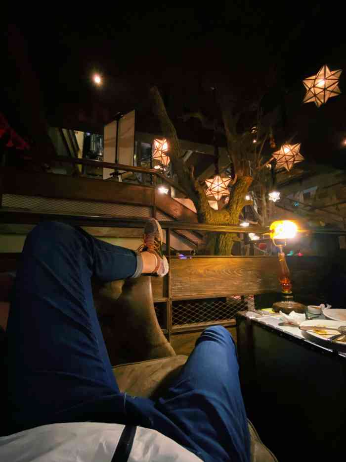 剧漫吧(cbd店)-"挺喜欢的装修风格.饮料的味道也就那样吧.