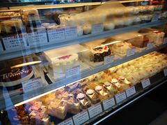 -红宝石·鲜奶小方·海派西点房(丰庄店)