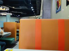 -锦园春香港茶餐厅(西海湾旗舰店)