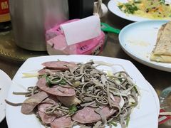 -溢心园香河肉饼总店