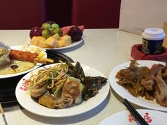 -泉福居酱骨头自助广场(南大街商业步行街店)