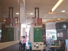 -麦当劳(湖光北街店)
