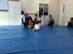 -澳洲袋鼠早教(金辉环球广场店)