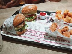 -The Habit Burger Grill 哈比特汉堡(复兴soho店)
