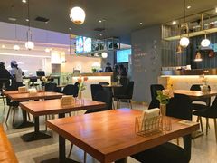 -POKEE VIA&Brunch·维娅(重庆来福士店)