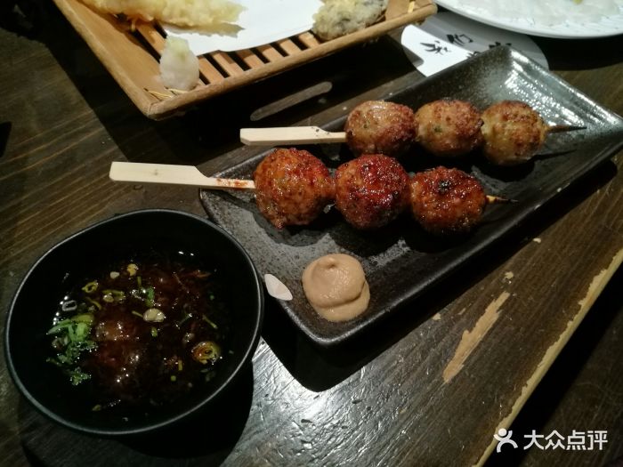 梦中心屋本馆-特色鸡肉丸子串-菜-特色鸡肉丸子串图片-大连美食-大众