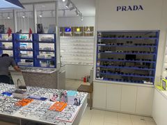 -美式眼镜·授权蔡司.依视路.尼康.豪雅.明月(南翔印象城店)