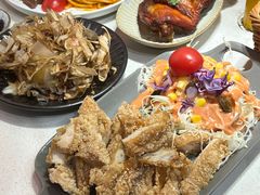 鸡排沙拉-暖食光·台式家庭餐厅·生日主题店(万达店)