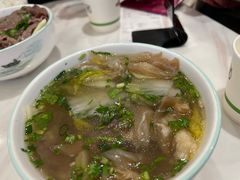 -犇逸·乐山跷脚牛肉·四川现炒(览海店)