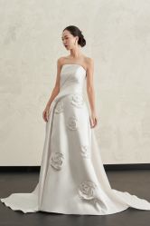 点击看大图 -GODDESS WHITE婚纱礼服(鹏城动力大厦店)