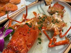 -亚龙湾中心广场