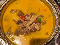 -古都历食南京菜·烤鸭·鸭血粉丝·汤包(南京博物院店)