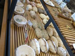 -焙丽拾光(麦凯乐直营店)