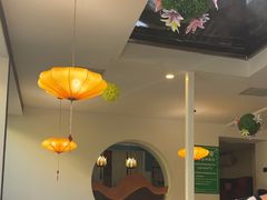 -毛辣果·贵州红酸汤牛肉火锅(西单店)