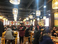 大堂-饭饱香土碗菜(新科店)