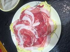 -两三事小郡肝串串香火锅(桂庙店)