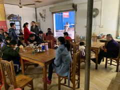 大堂-洲心明记烧肉大粥(总店)