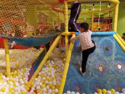 -宝燕乐园(闵行旗舰店)