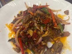 -乡村馕坑肉·烧烤·新疆菜·本地人更爱吃(阿勒泰首店)