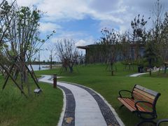 -上海滴水湖皇冠假日酒店