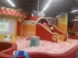 -孩子王童乐园(泰州万达店)
