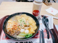 -粉探营螺蛳粉(长宁龙之梦店)