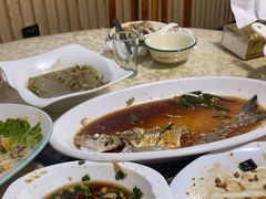 -凤嫂农家乐(梁弄店)