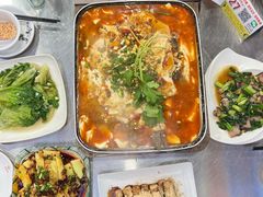 -邹胖哥好好吃餐馆(荔波美食街店)