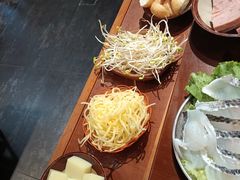 -黔有有贵州酸汤夺夺粉火锅(五味十字店)