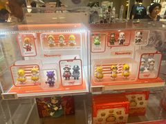 -泡泡玛特POPMART(蓝色港湾店)