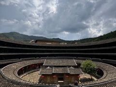 -初溪土楼群