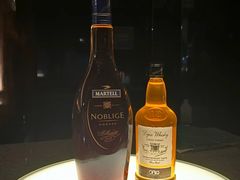 -唐拉雅秀酒店-西锦汇空中BBQ·思创餐厅