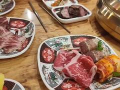 -汉江山料理级自助烤肉黑金冠(周口好吃城店)