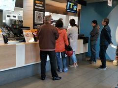 -麦当劳(乳山路店)