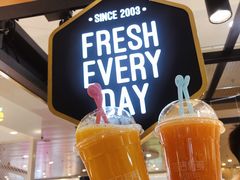 芒果雪梨汁-每日新鲜水果吧(南京东路店)