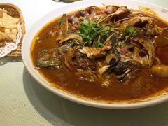 大锅炖胖头鱼-李氏八大件老菜馆(万宝街店)