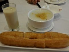 豆浆拼油条-君德澜酒家·创意粤菜(金山谷店)